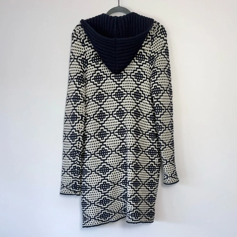 Fiets Voor2 Wool Blend Hooded Tassel Cardigan Sweater in Navy Beige Medium